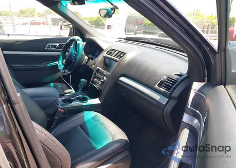 2016 Ford Explorer Xlt z USA, uszkodzony, nr VIN 1FM5K7D88GGC81308